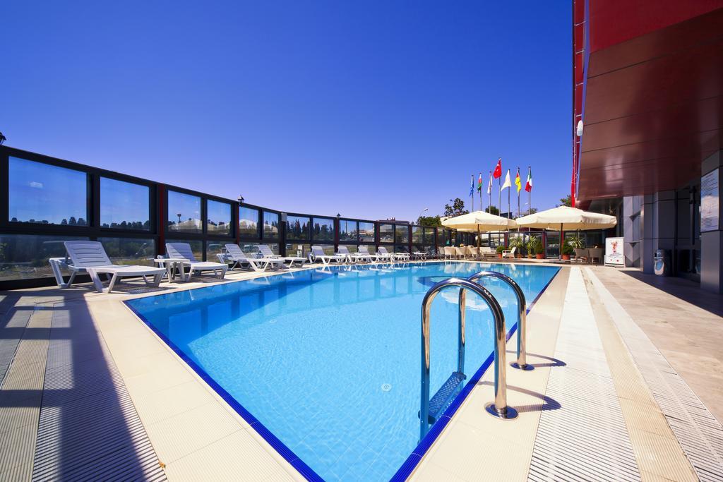 Volley Hotel Istanboel Buitenkant foto